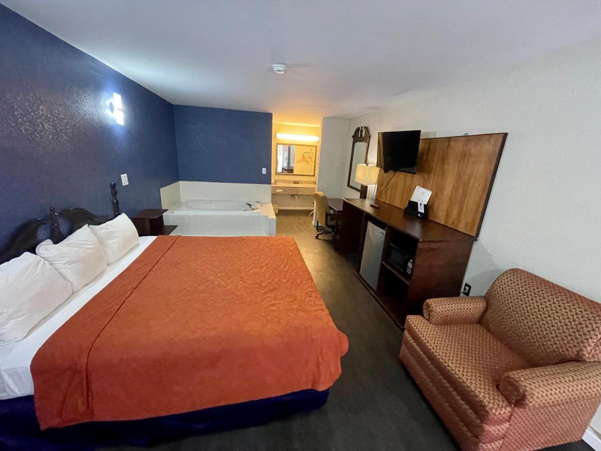 Key West Inn - Roanoke Extérieur photo